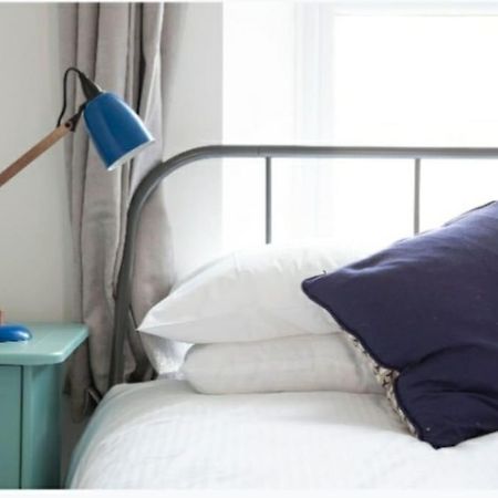 Beautiful And Bright !! Town/Harbour Apartment #2 펜젠스 외부 사진