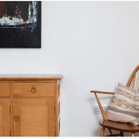Beautiful And Bright !! Town/Harbour Apartment #2 펜젠스 외부 사진