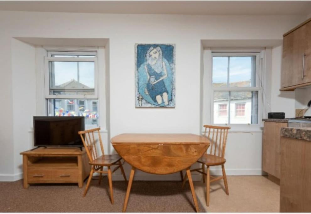 Beautiful And Bright !! Town/Harbour Apartment #2 펜젠스 외부 사진