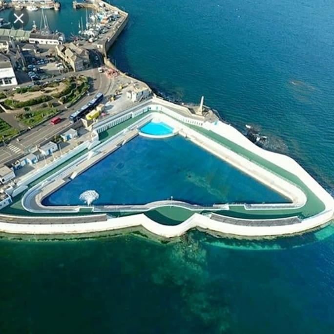 Beautiful And Bright !! Town/Harbour Apartment #2 펜젠스 외부 사진
